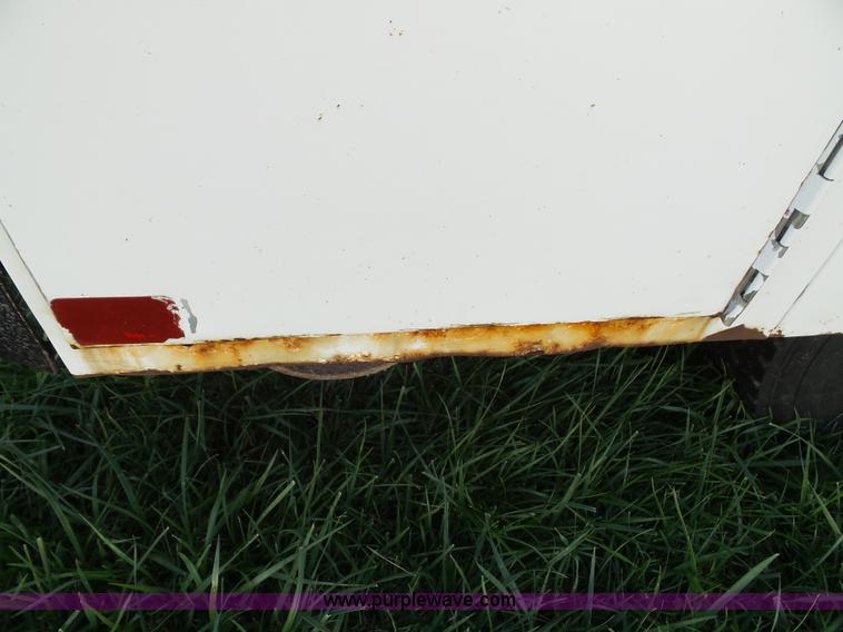 image for item K8242 2004 Ford F350 Super Duty XL utility truck with Hi-Rail/Road rail