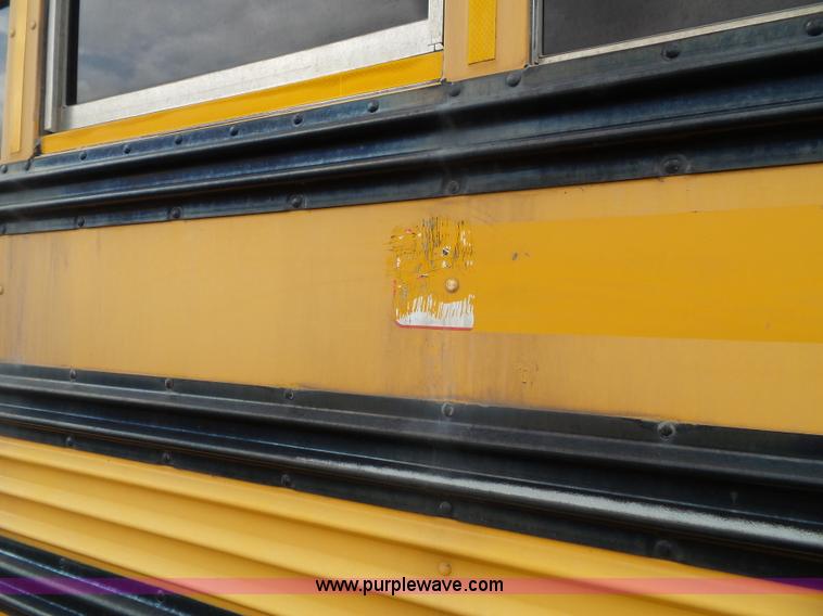 image for item K8247 1995 Blue Bird TC2000 school bus