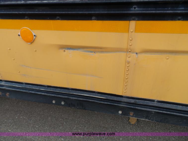 image for item K8247 1995 Blue Bird TC2000 school bus