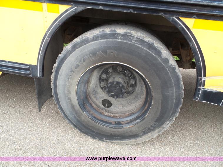 image for item K8247 1995 Blue Bird TC2000 school bus