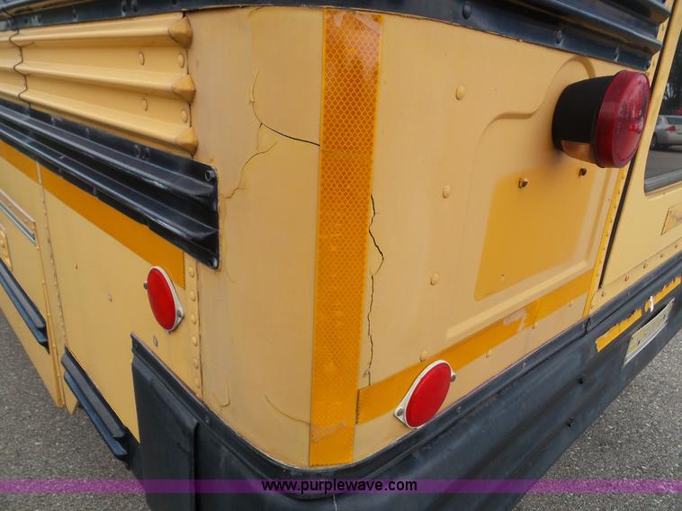 image for item K8247 1995 Blue Bird TC2000 school bus