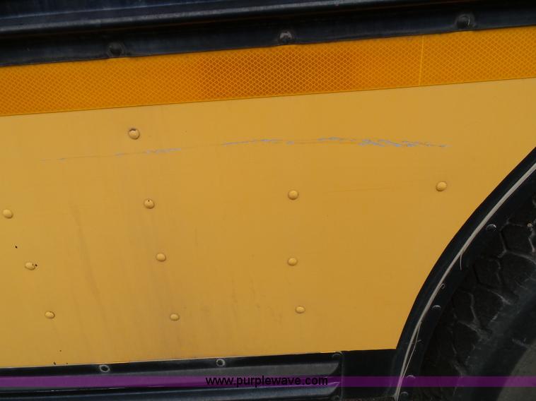 image for item K8247 1995 Blue Bird TC2000 school bus