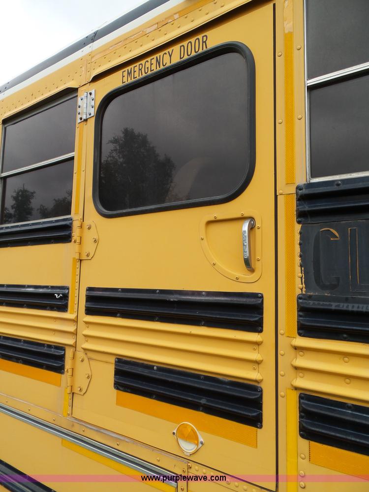 image for item K8247 1995 Blue Bird TC2000 school bus