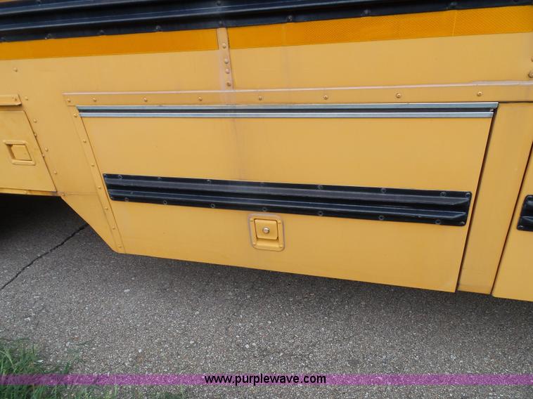 image for item K8247 1995 Blue Bird TC2000 school bus