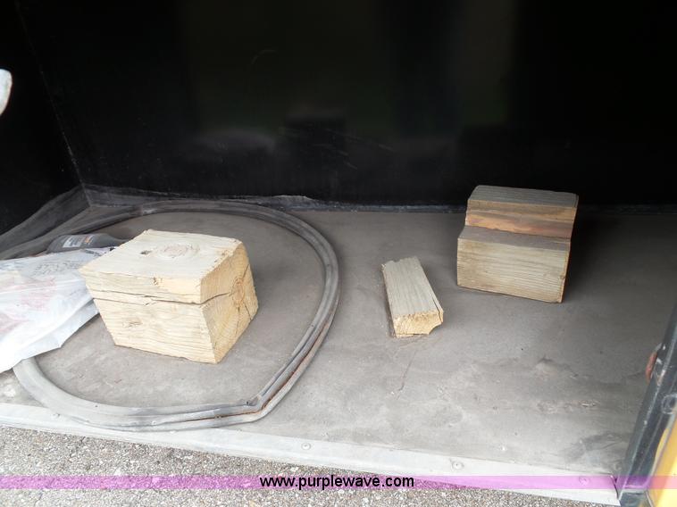 image for item K8247 1995 Blue Bird TC2000 school bus