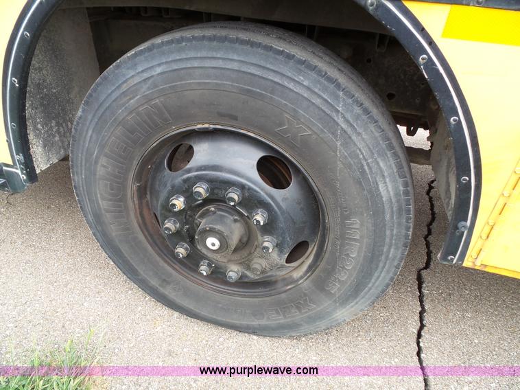 image for item K8247 1995 Blue Bird TC2000 school bus