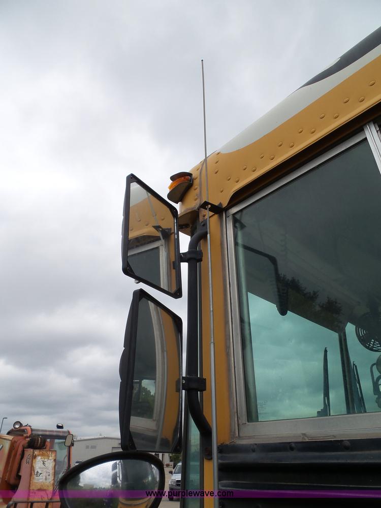 image for item K8247 1995 Blue Bird TC2000 school bus