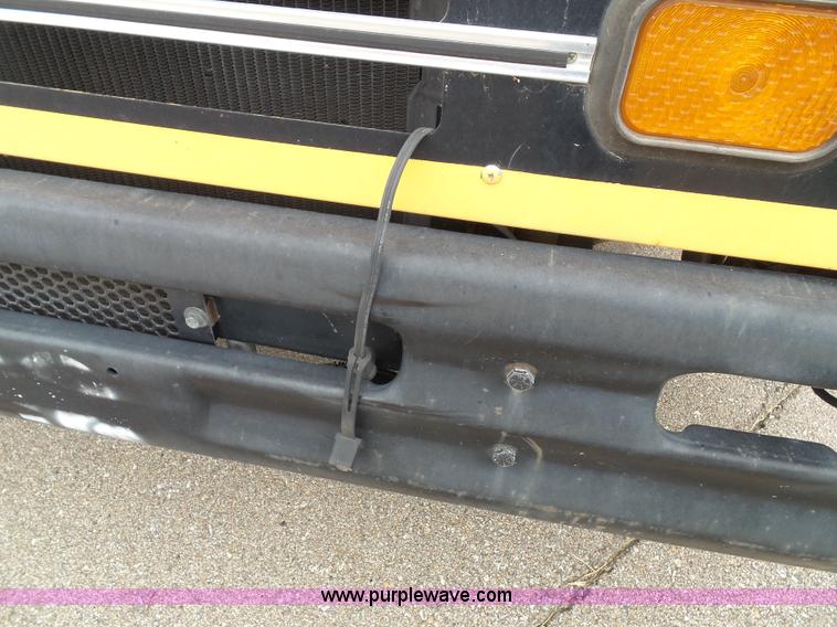 image for item K8247 1995 Blue Bird TC2000 school bus