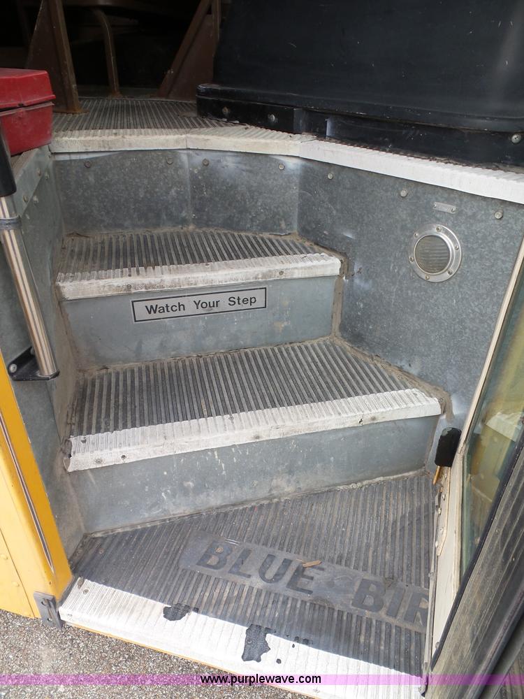 image for item K8247 1995 Blue Bird TC2000 school bus