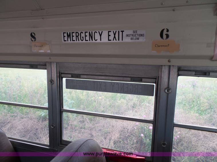 image for item K8247 1995 Blue Bird TC2000 school bus