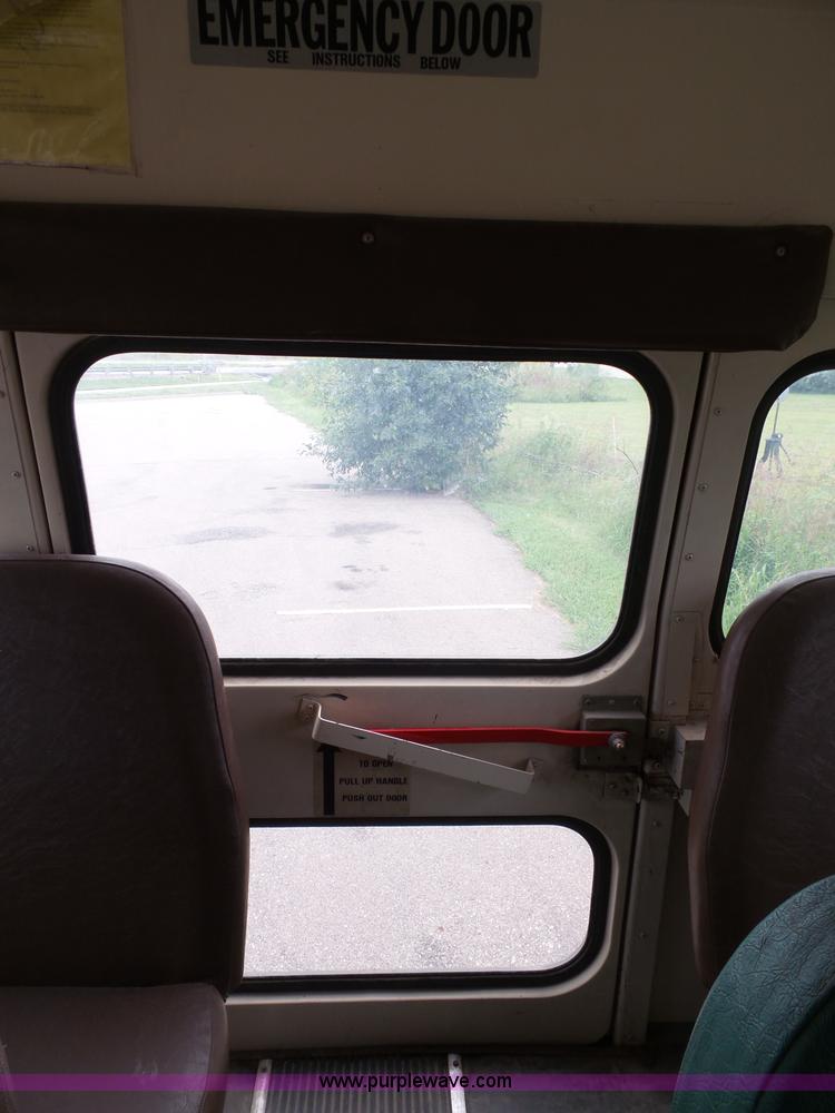 image for item K8247 1995 Blue Bird TC2000 school bus