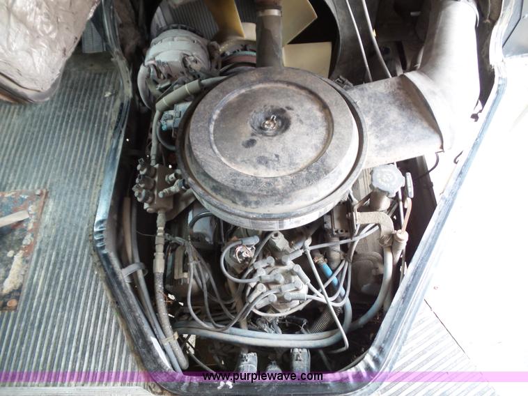 image for item K8247 1995 Blue Bird TC2000 school bus