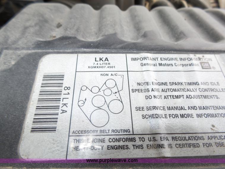 image for item K8476 1999 Chevrolet 3500 LS Crew Cab flatbed pickup truck