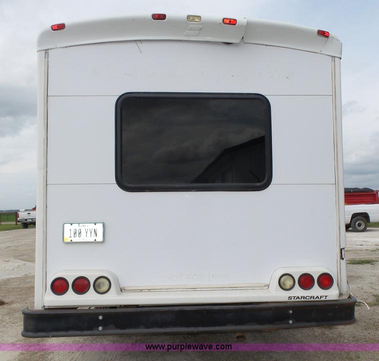 image for item K8477 1999 Ford Econoline E350 Super Duty shuttle bus