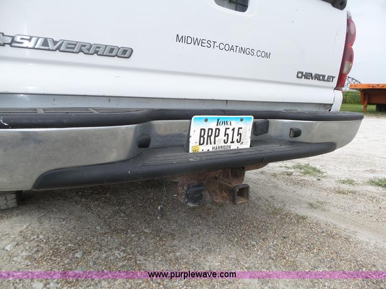 image for item K8478 2003 Chevrolet Silverado 1500 pickup truck