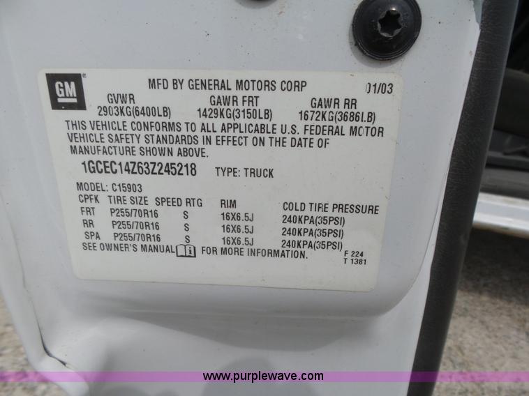 image for item K8478 2003 Chevrolet Silverado 1500 pickup truck