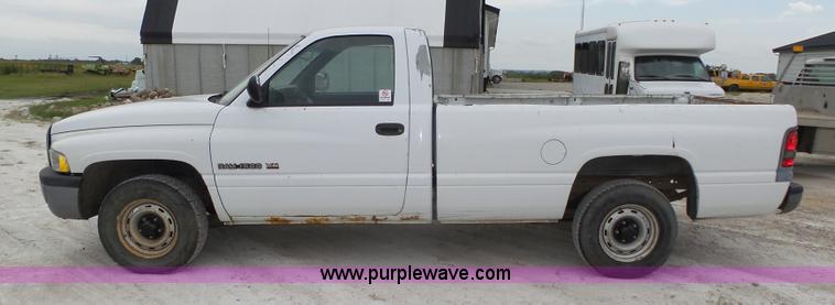 image for item K8480 1996 Dodge Ram 1500 pickup truck