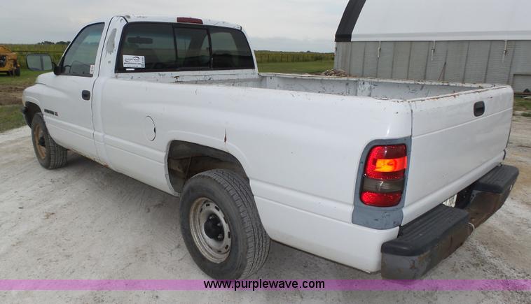 image for item K8480 1996 Dodge Ram 1500 pickup truck