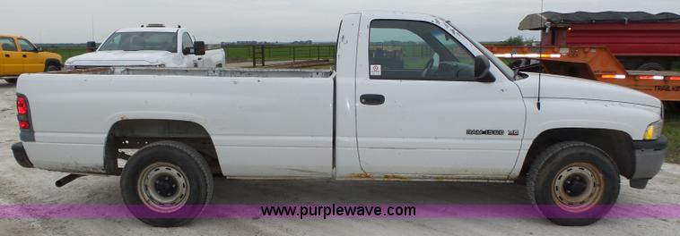 image for item K8480 1996 Dodge Ram 1500 pickup truck