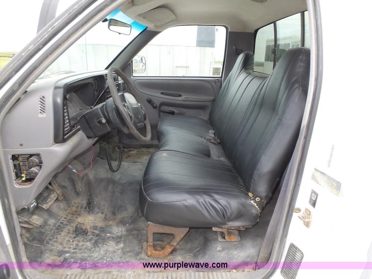 image for item K8480 1996 Dodge Ram 1500 pickup truck