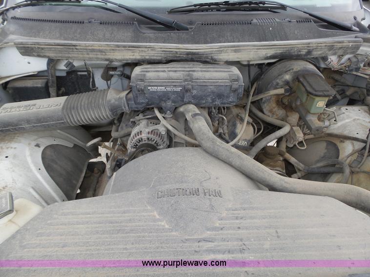 image for item K8480 1996 Dodge Ram 1500 pickup truck