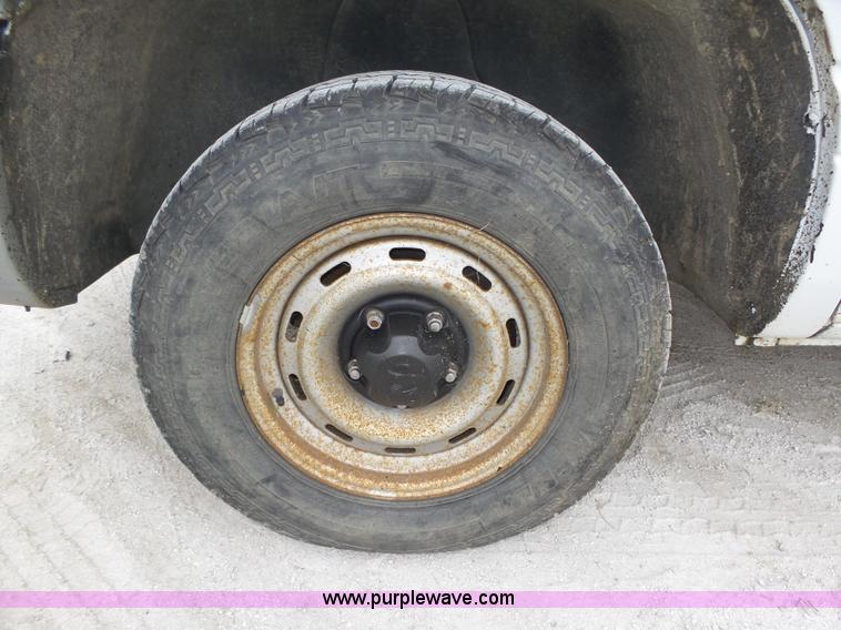 image for item K8480 1996 Dodge Ram 1500 pickup truck