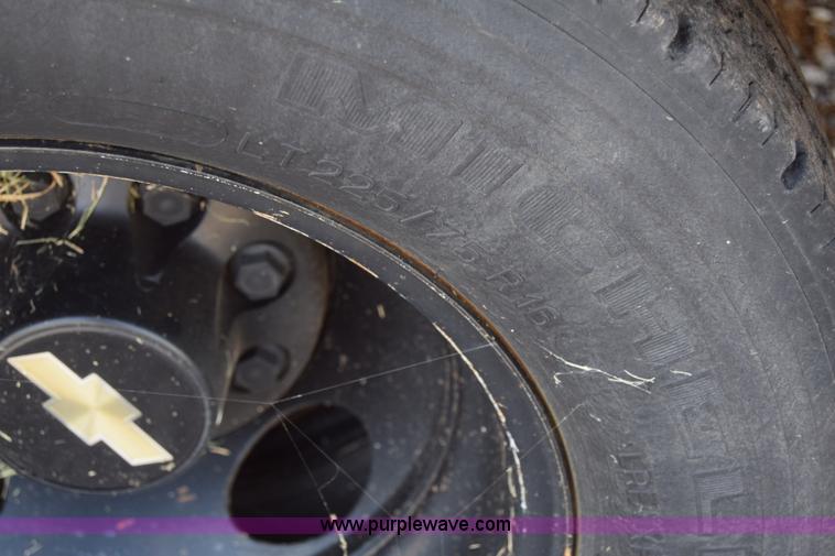 image for item L2541 2001 Chevrolet Express 3500 Cargo Blue Bird school bus