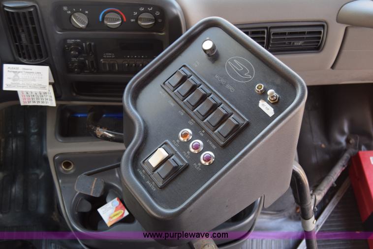 image for item L2542 2000 Chevrolet Express 3500 Cargo school bus