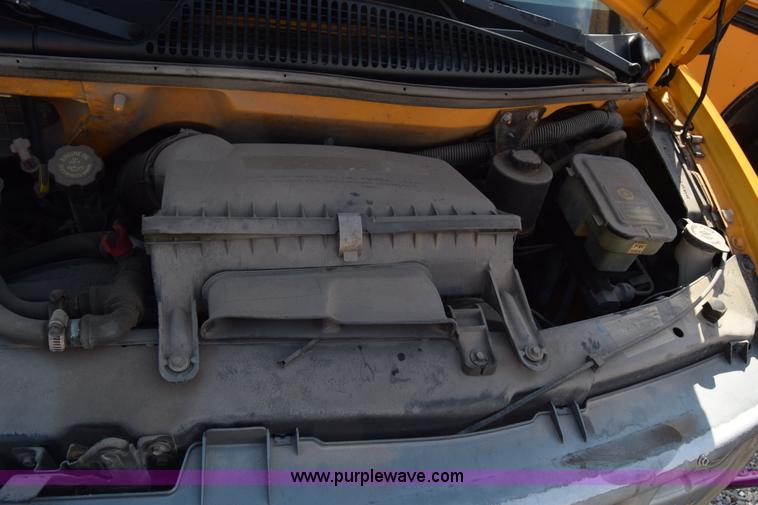 image for item L2542 2000 Chevrolet Express 3500 Cargo school bus