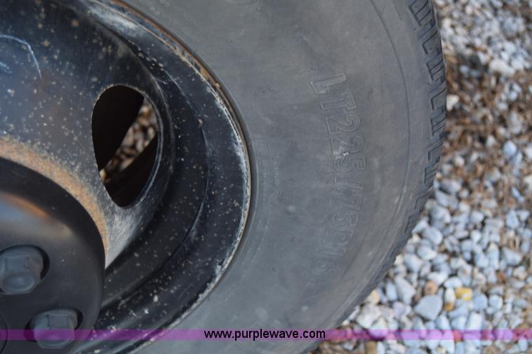 image for item L2542 2000 Chevrolet Express 3500 Cargo school bus