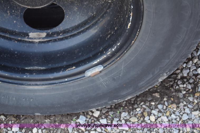 image for item L2542 2000 Chevrolet Express 3500 Cargo school bus