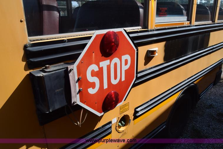 image for item L2542 2000 Chevrolet Express 3500 Cargo school bus