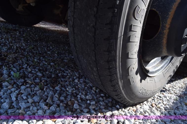 image for item L2542 2000 Chevrolet Express 3500 Cargo school bus