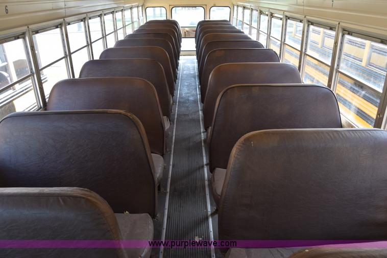 image for item L2543 1990 Blue Bird TC2000 school bus