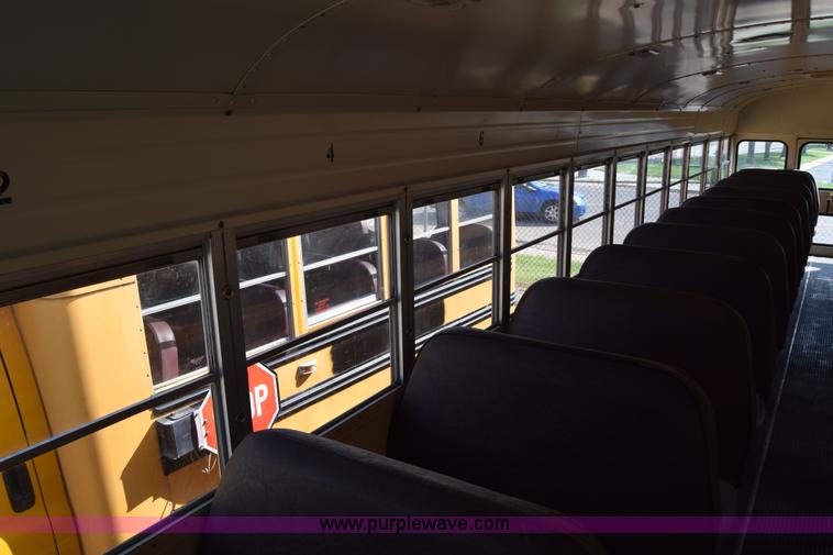 image for item L2543 1990 Blue Bird TC2000 school bus
