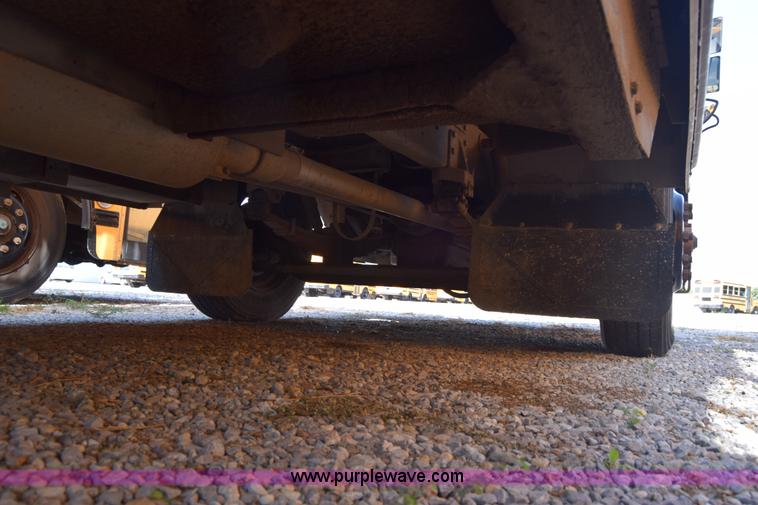 image for item L2543 1990 Blue Bird TC2000 school bus