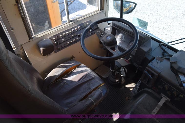 image for item L2544 1997 Blue Bird TC2000 school bus