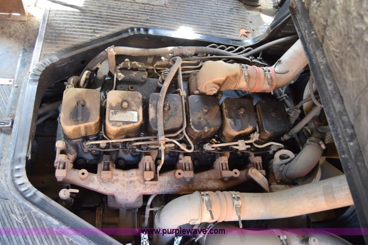 image for item L2544 1997 Blue Bird TC2000 school bus