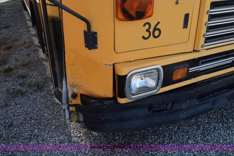 image for item L2544 1997 Blue Bird TC2000 school bus