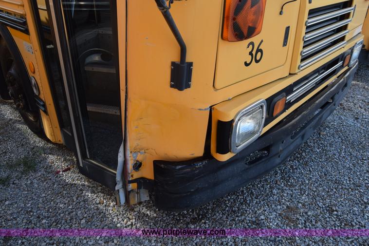 image for item L2544 1997 Blue Bird TC2000 school bus