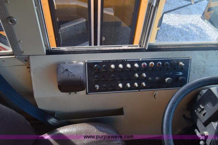 image for item L2545 1995 Blue Bird TC2000 school bus