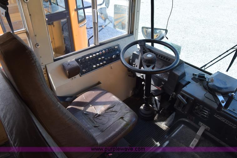 image for item L2545 1995 Blue Bird TC2000 school bus