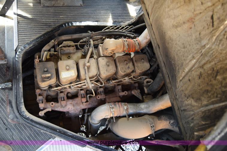 image for item L2545 1995 Blue Bird TC2000 school bus