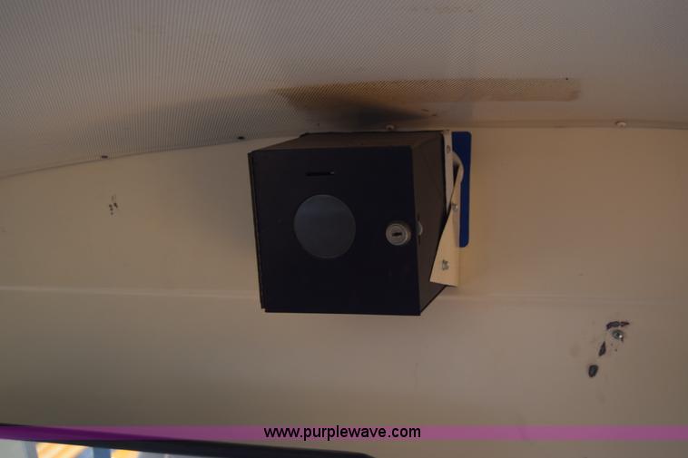 image for item L2545 1995 Blue Bird TC2000 school bus