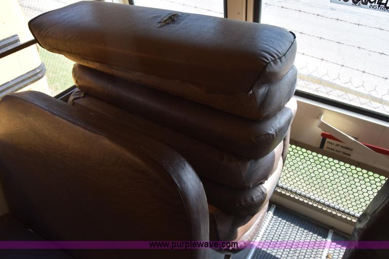 image for item L2545 1995 Blue Bird TC2000 school bus