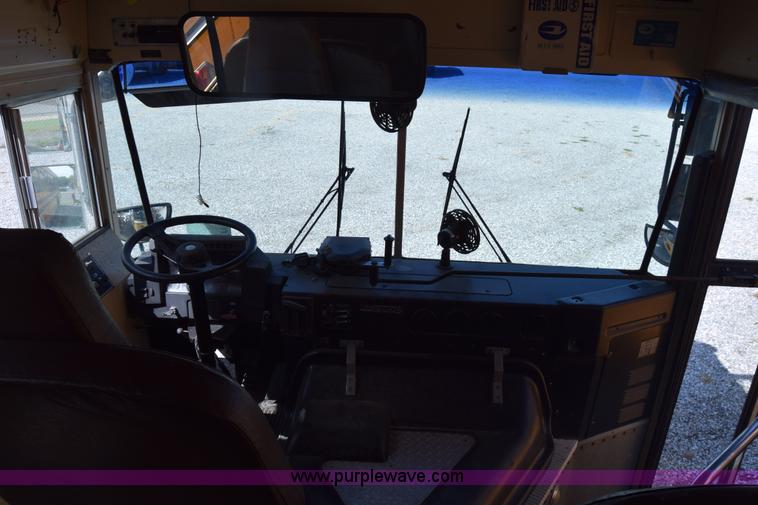 image for item L2545 1995 Blue Bird TC2000 school bus