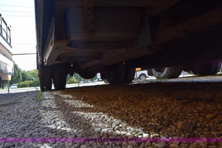 image for item L2545 1995 Blue Bird TC2000 school bus