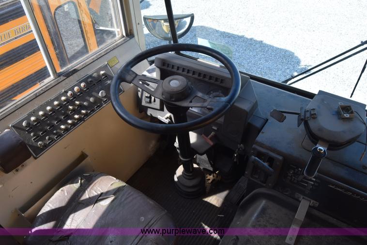 image for item L2546 1995 Blue Bird TC2000 school bus