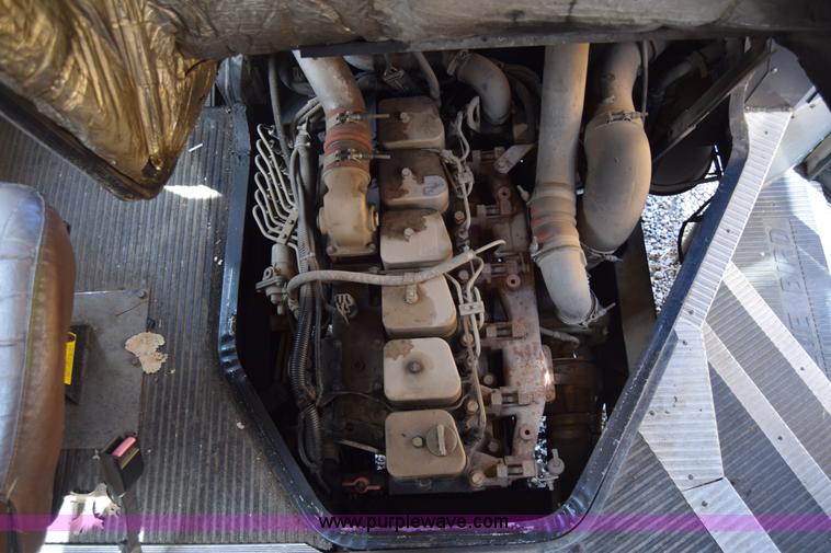 image for item L2546 1995 Blue Bird TC2000 school bus