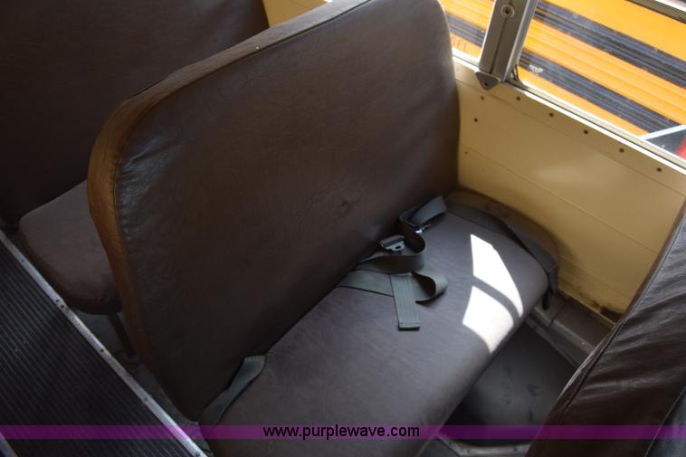 image for item L2546 1995 Blue Bird TC2000 school bus